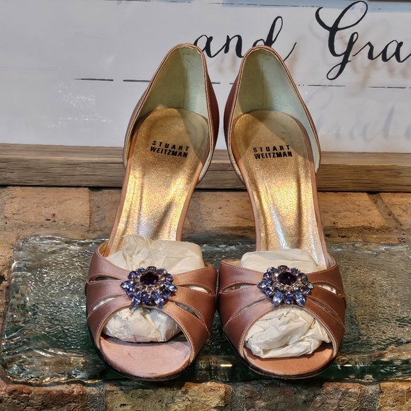 Stuart Weitzman 'Goodlife' Satin Peep Toe Pink Blush Rhinestone Heels Sz 7.5 - Picture 1 of 9